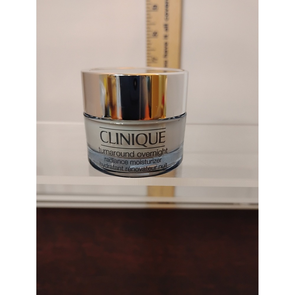 Clinique Turnaround Overnight Radiance Moisturizer 0.5oz 15ml Travel Size Jar